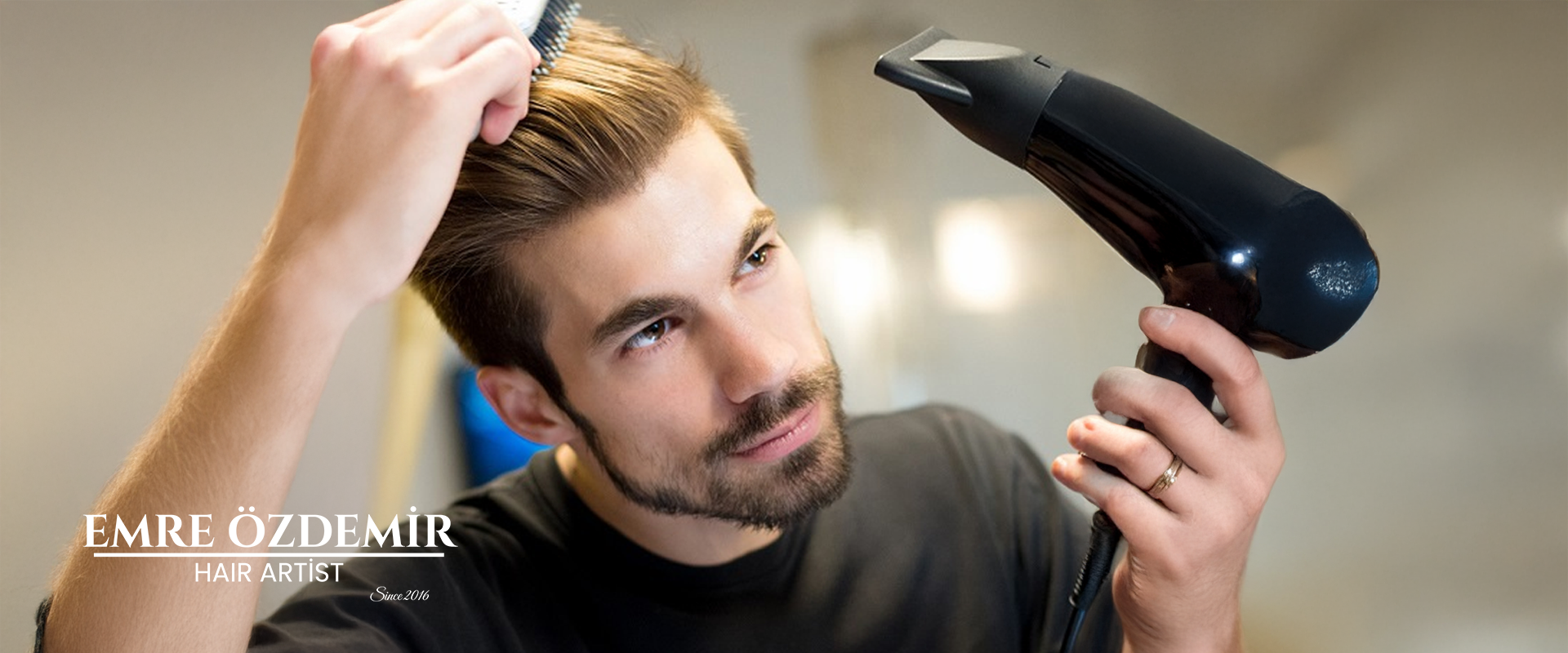 Konya erkek kuaförü profesyonel fön ve saç şekillendirme işlemi - Emre Özdemir Hair Artist